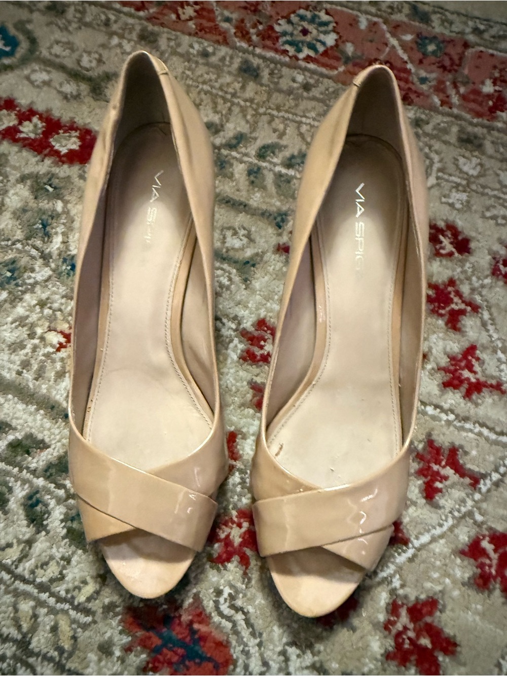 Via Spiga nude patent leather peep toe platform pumps heels size 9.5 medium